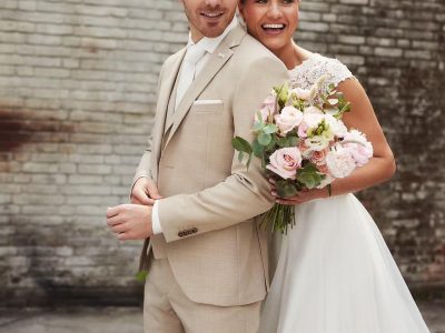 Sybelle en blanc - boutiques de robes et costumes de mariés Reims